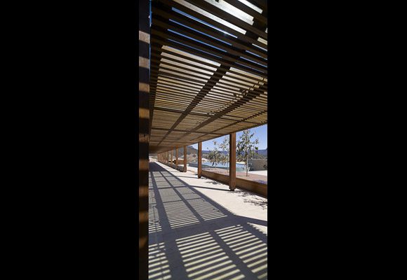Emirates Wolgan Valley Resort exterior deck walkway