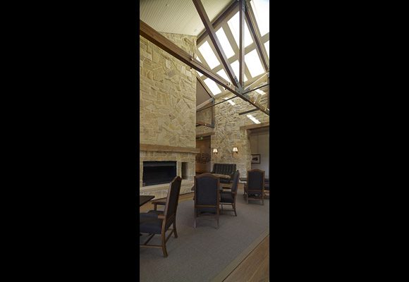 Emirates Wolgan Valley Resort interior