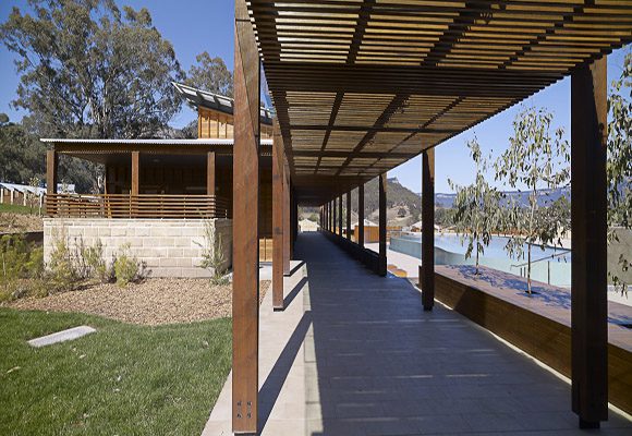 Emirates Wolgan Valley Resort exterior deck walkway