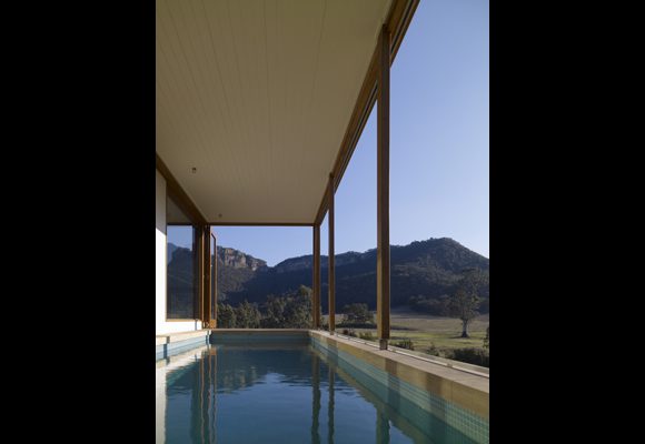 Emirates Wolgan Valley Resort exterior pool