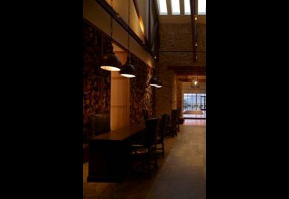 Emirates Wolgan Valley Resort